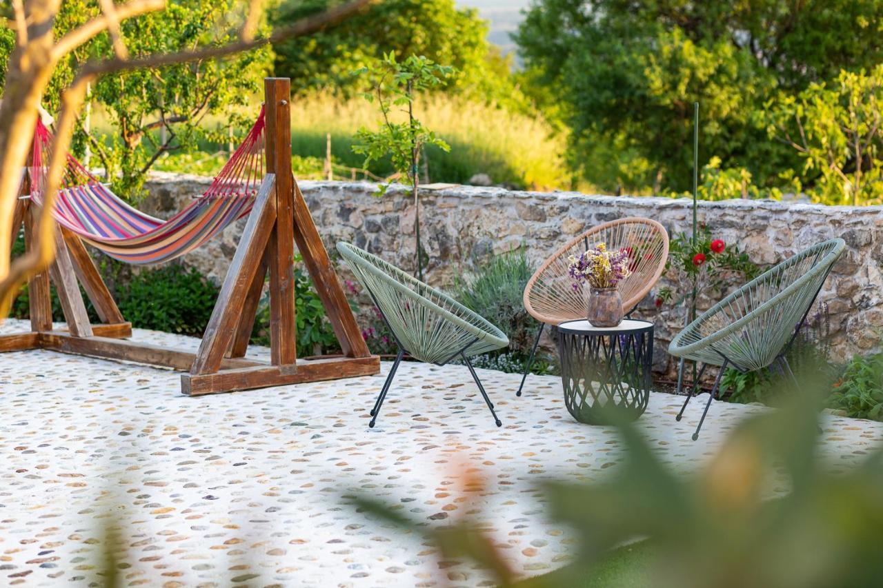 Anić Holiday Home - Villa Thorak מראה חיצוני תמונה