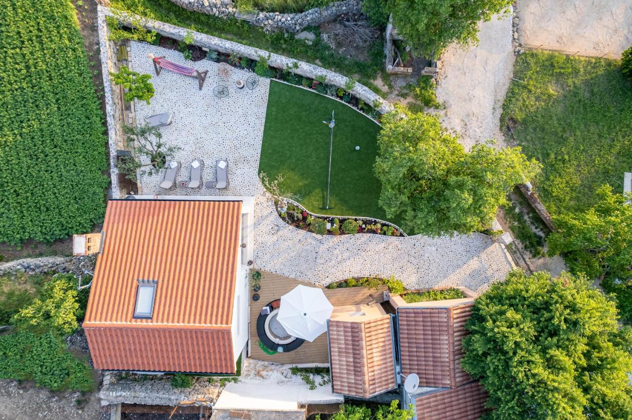 Anić Holiday Home - Villa Thorak מראה חיצוני תמונה