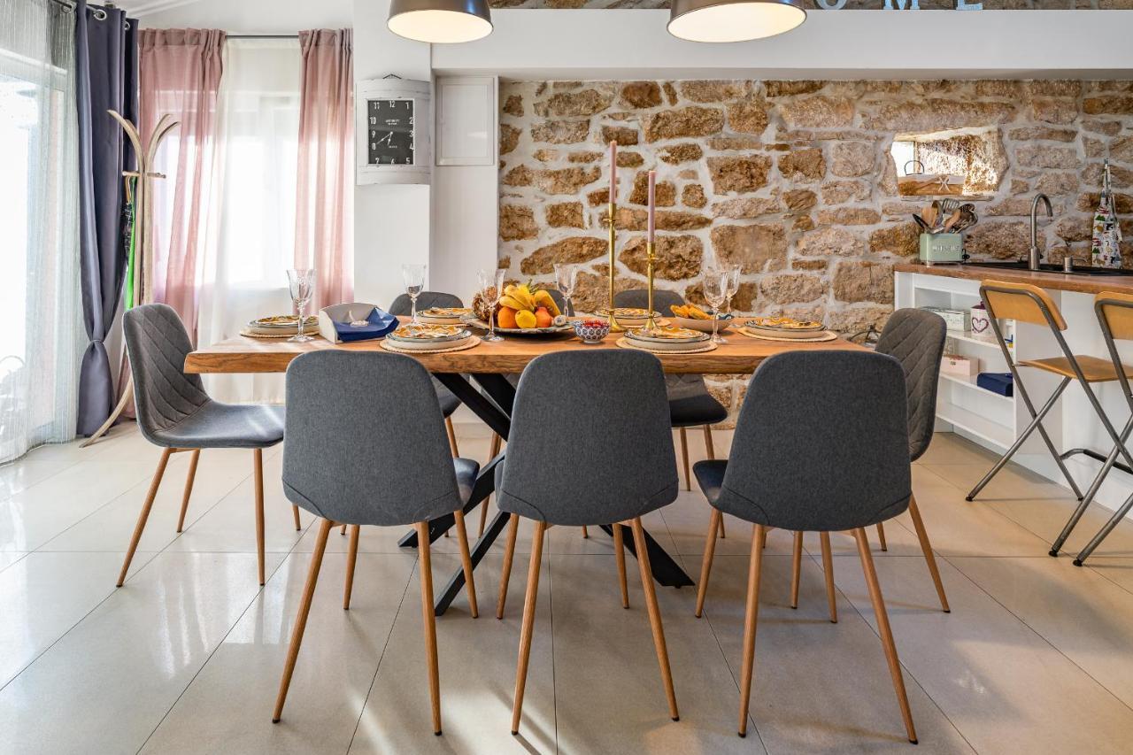 Anić Holiday Home - Villa Thorak מראה חיצוני תמונה
