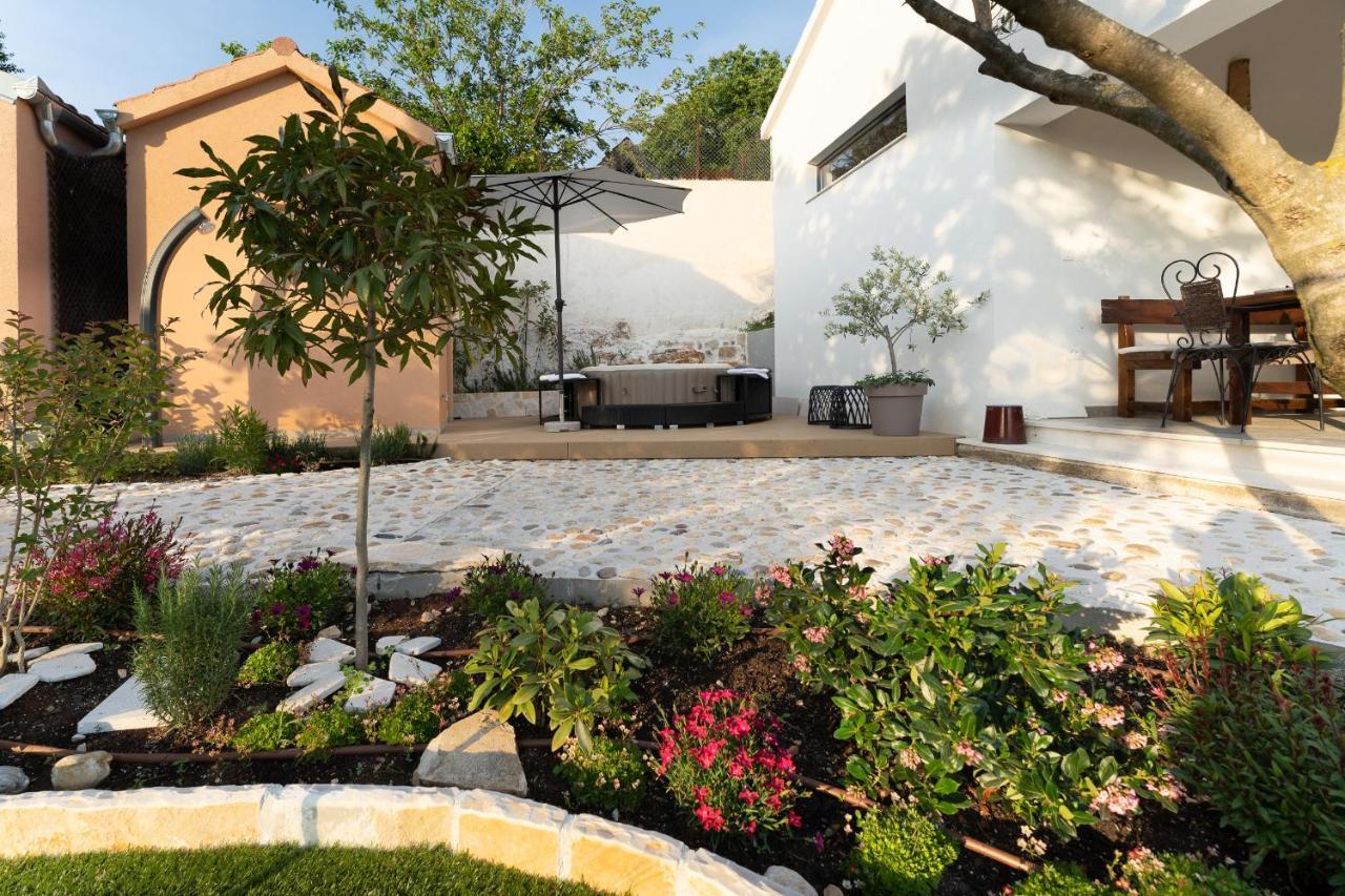 Anić Holiday Home - Villa Thorak מראה חיצוני תמונה